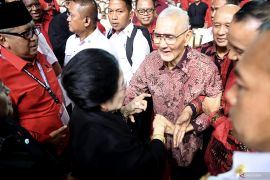 Wapres ke-6 RI Try Sutrisno meninggal dunia