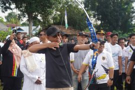 Sekda HSS buka Festival Panahan Junior Paman Birin Cup 2024
