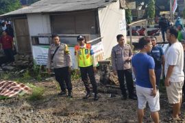 Seorang perempuan tewas tertabrak kereta api di Kota Serang