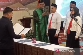 Panwascam Kota Banjarmasin dikukuhkan untuk Pilkada 2024