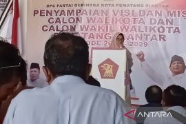 Pilkada Pematangsiantar, dr Susanti sampaikan visi misi di Partai Gerindra