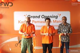 Peresmian kantor pemasaran mandiri FWD Insurance