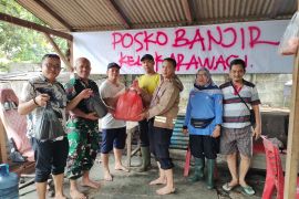 80 personil diterjunkan untuk evakuasi warga terdampak banjir