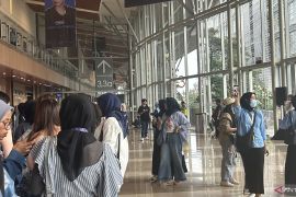 "Lautan Biru" BOICE sambut konser CNBLUE di Tangerang