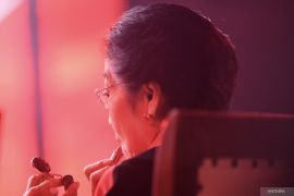 Ini kiat cegah bibir kering karena pemakaian lipstik