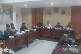 DPRD Jembrana panggil pengusaha yang gunakan bantaran sungai