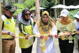 "Acil Odah" resmikan Kampung Anggrek saat Hari Keanekaragaman hayati