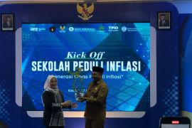 Pemkot dan BI Kediri selenggarakan "Sekolah Peduli Inflasi"