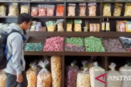 Ratusan pelaku UMKM di Karawang siap-siap naik kelas dengan ikuti pelatihan