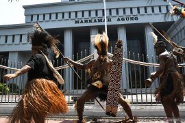 MA kabulkan uji materiil soal batas minimal usia calon kepala daerah