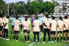 Ketum Erick sebut sepak bola putri Indonesia harus berani kerjakan mimpi