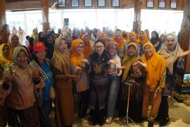 PKK Kediri gelar Festival Lansia 2024 tingkatkan usia harapan hidup