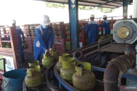 Pertamina berikan sanksi ke pangkalan LPG nakal di Denpasar