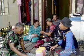 TMMD Kodim HSU/BLG laksanakan Yankes "door to door" ke rumah warga