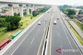 Jasamarga memastikan mutu beton Jalan Layang MBZ sudah diuji dan melebihi spesifikasi