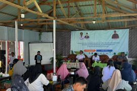 Kemenkumham sosialisasikan pentingnya HKI ke pelaku ekraf di Bangkep