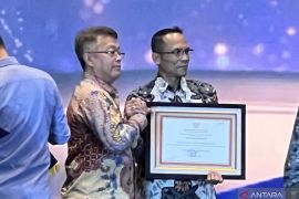 Kantor Berita ANTARA dianugerahi penghargaan Vritta Aksata oleh Kemenhub