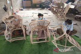 Pemkab Cirebon melatih pelaku UMKM pasarkan produk secara digital