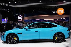 Dealer mobil bantu pelanggan Spanyol kenali merek-merek mobil China