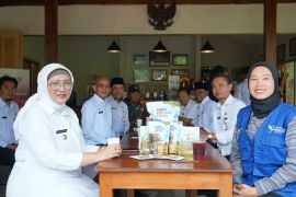 Pj Bupati dorong pemuda Lumajang berinovasi kembangkan usaha lokal