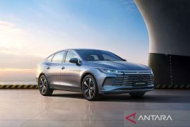 BYD beri sinyal kembali bawa mobil hybrid ke Indonesia