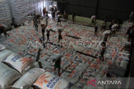 Bulog Sumut eratkan koordinasi dengan Bea Cukai terkait beras  impor