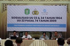 Bapenda Kalbar gencarkan edukasi bayar pajak kendaraan tepat waktu