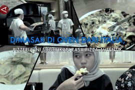 Dimasak di oven dari Italia, Pizzeria ini suguhkan rasa pizza autentik