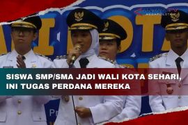Siswa SMP/SMA jadi wali kota sehari ini tugas perdana mereka