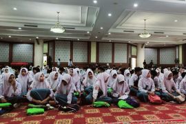 Bupati Kukar tanamkan jiwa nasionalis  ke generasi Z