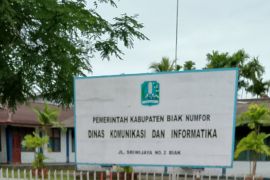 Diskominfo Biak siagakan mobil VSAT melayani internet warga kampung