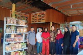 Asosiasi Nusantara UMKM Kabupaten Sorong hadirkan rumah makan apung