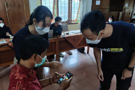 Aplikasi SENTER ingatkan penderita tuberkulosis di Denpasar agar minum obat