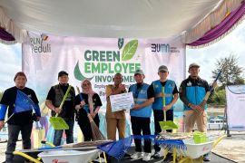 Peringati Hari Lingkungan Hidup Sedunia, PLN Babel gelar aksi bersih dan olah sampah