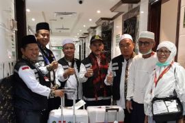 Dua calon haji Riau dikembalikan ke kloter awal, ini alasannya
