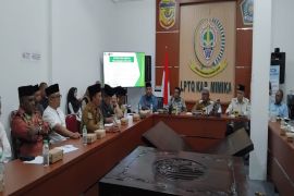 Bupati Mimika minta OPD ikut sukseskan MTQ se-Papua
