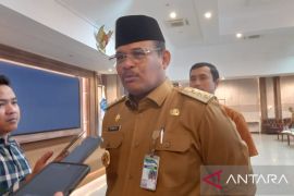 Pemprov Babel serahkan hibah Rp2,7 miliar ke parpol