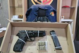 Warga Aceh Timur serahkan senjata api kepada polisi