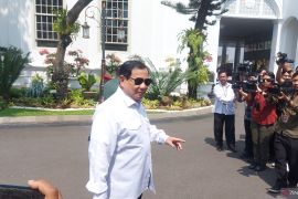 Jokowi dan Prabowo adakan pertemuan internal bahas diplomasi keamanan