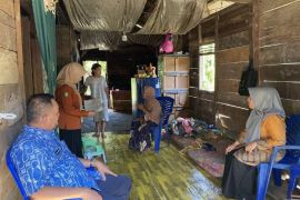 Bupati Rusma Yul Anwar kunjungi kampung langgai