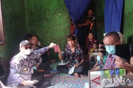 Kemenkes kunjungi keluarga terindikasi kusta di Kota Serang