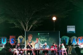 Deddy Mizwar motivasi penggiat film di Siak