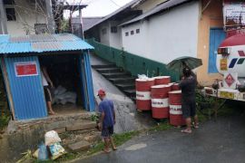 Pertamina pastikan  penyaluran minyak tanah di Ambon normal