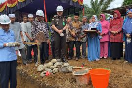 Pembangunan rumah lansia di Pasaman Barat dimulai