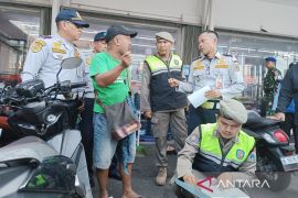 DKI berkoordinasi dengan pemangku kepentingan atasi parkir liar
