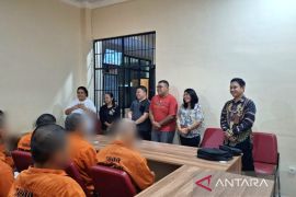 Kemenag beri bina rohani dan mental warga binaan Polres Minahasa Tenggara