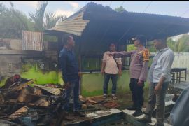 Kerugian ditaksir Rp10 juta, Kantin SD di Bengkalis terbakar