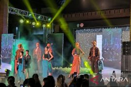 Dekranasda-Disperindag Denpasar gandeng desainer maju lewat DFS