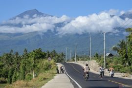 Empat ruas jalan di Lombok kini bisa dinikmati warga