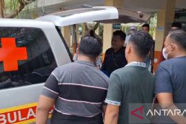 Polisi korban pembakaran istrinya yang juga polisi meninggal dunia